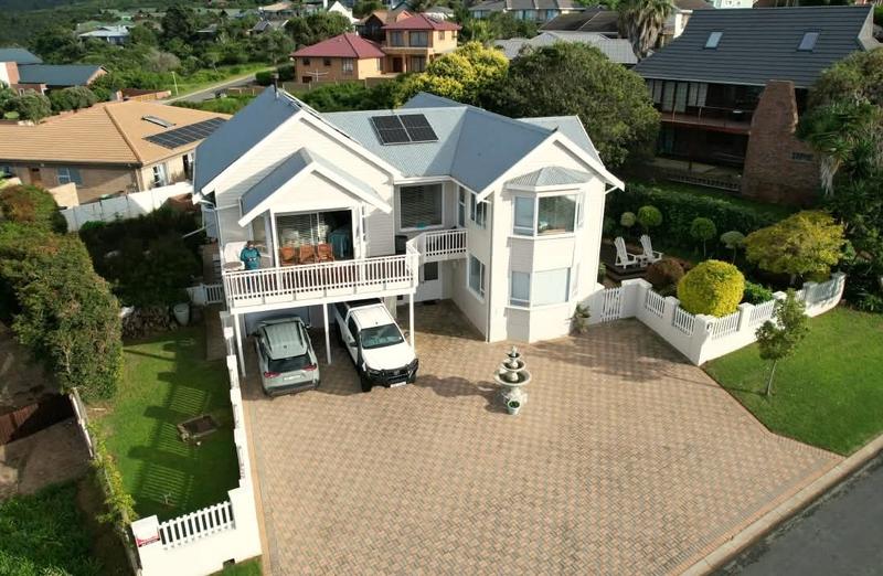 5 Bedroom Property for Sale in Outeniqua Strand Western Cape